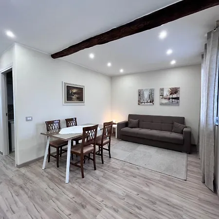 公寓 Rsm-wohnung Mit Gemeinschaftspool By Interhome