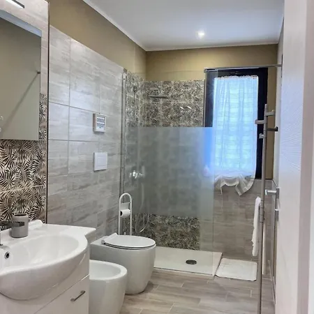 公寓 Rsm-wohnung Mit Gemeinschaftspool By Interhome 阿奇雷亚莱